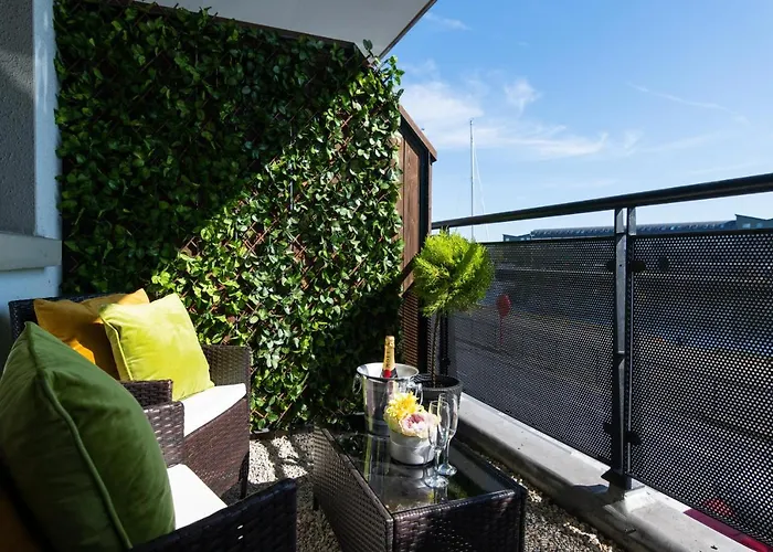 Sea View Luxury City Centre - Best Location